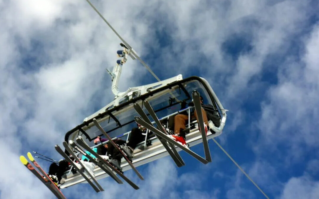 A Guide for Those with a Fear of Heights: Mastering Chairlift Rides