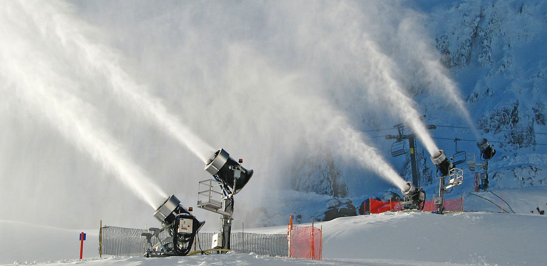 Early Season Snow Hits The High Country